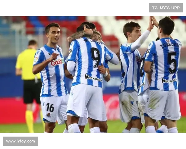 欧联塞维利亚恩内斯里头球制胜淘汰埃因霍温