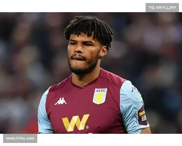 英格兰足球超级联赛：阿斯顿维拉后卫明斯解围关键